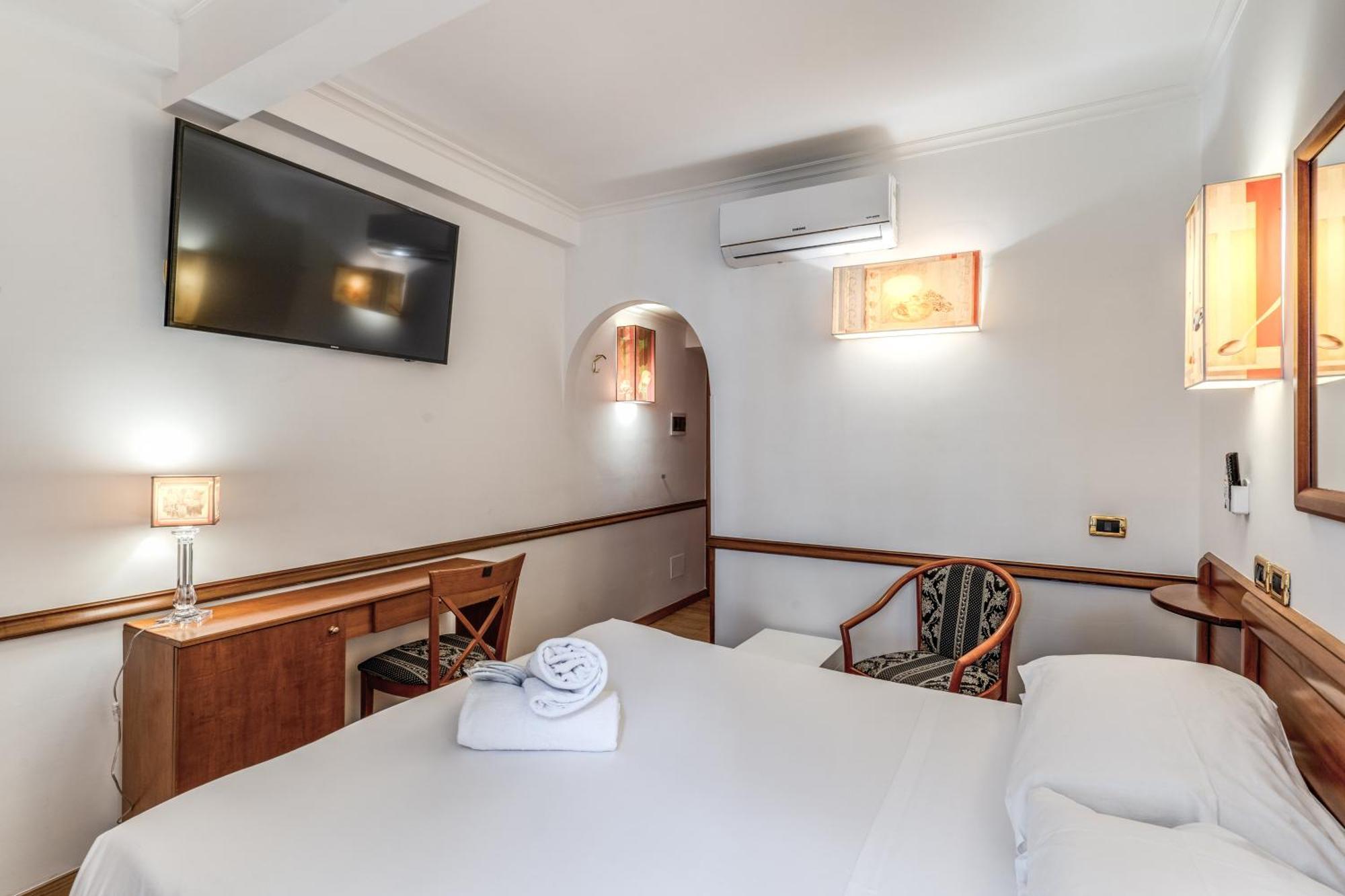 Hotel Santa Prassede روما المظهر الخارجي الصورة